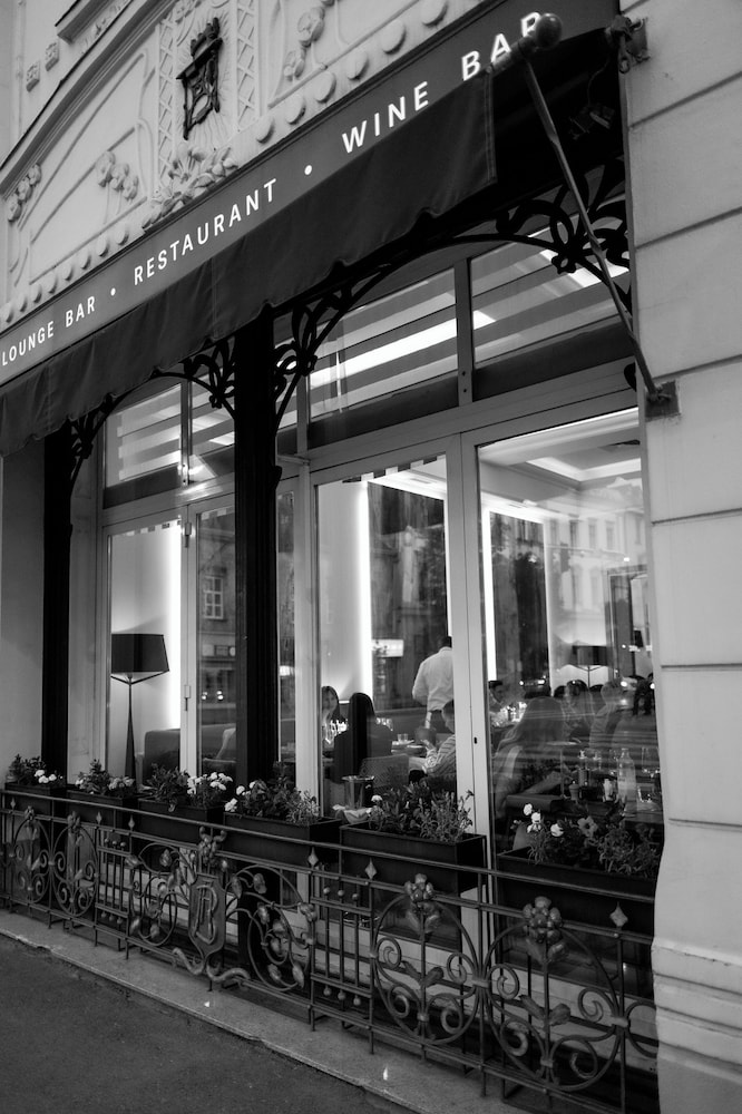 Waldinger Hotel 1/50