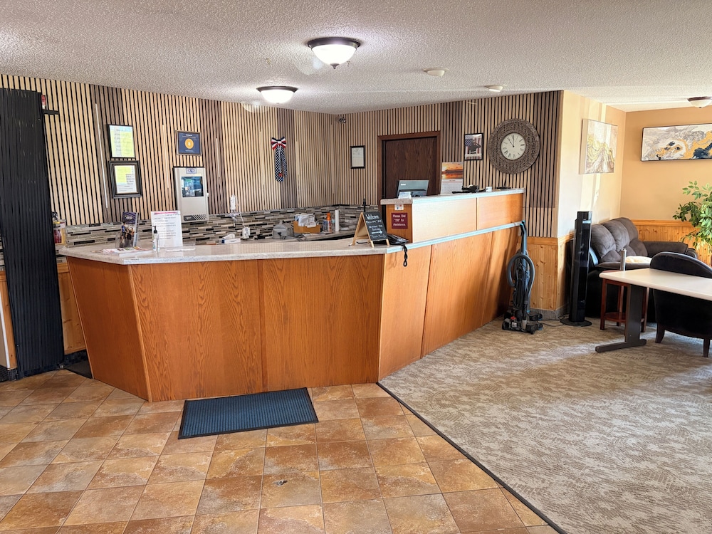 East Grand Inn Grand Forks ND I 29 5/64