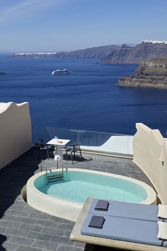 Suites of the Gods Cave Spa Hotel 37/50