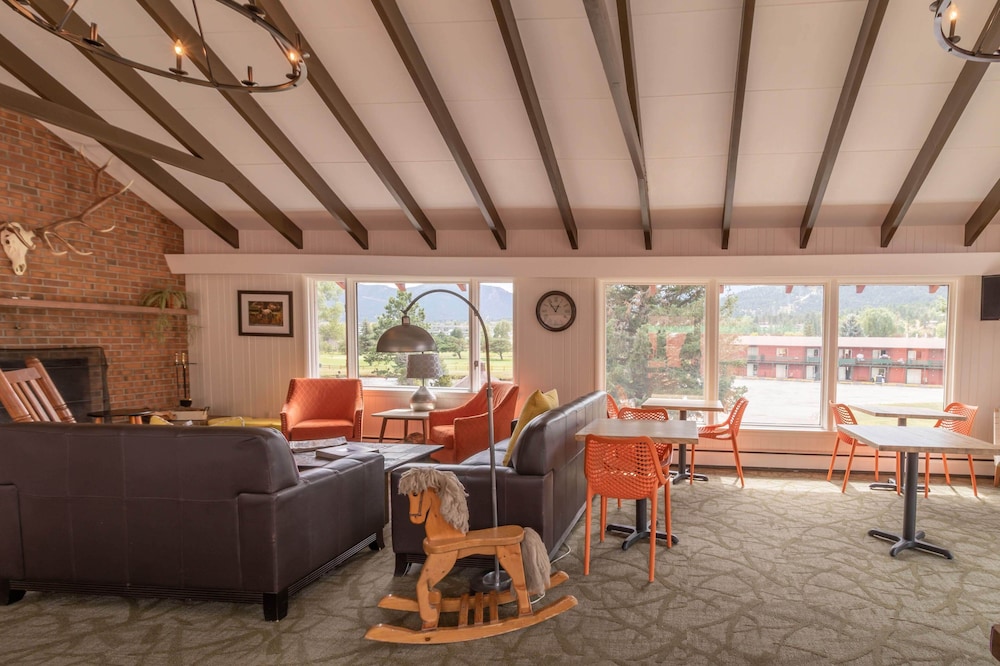 Discovery Lodge 47/69