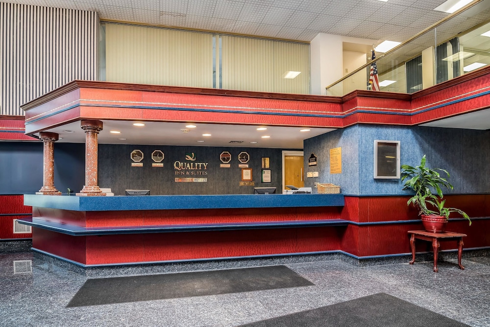 Quality Inn & Suites Albany Airport 7/36