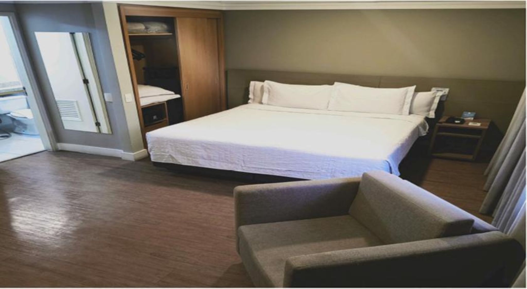 STANDARD, DOUBLE BED