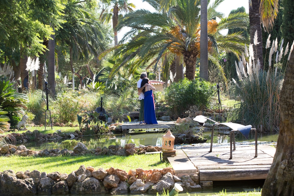 Es Revellar Art Resort - Adults Only 72/110
