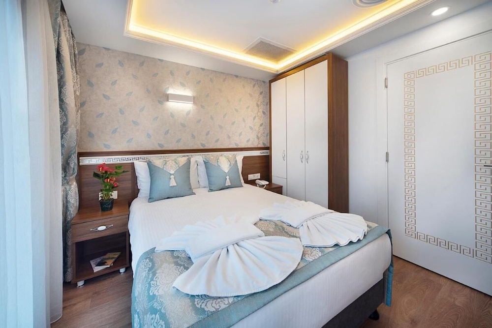 Lika Hotel 25/50