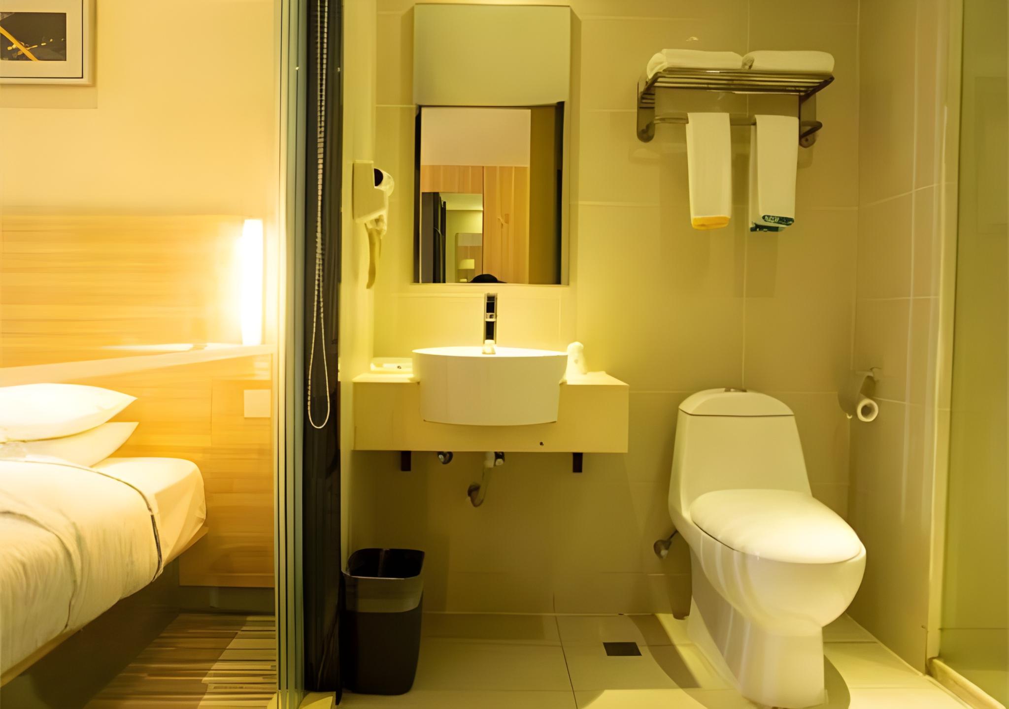 City Comfort Inn Xiantao Local Taxation Bureau 51/53