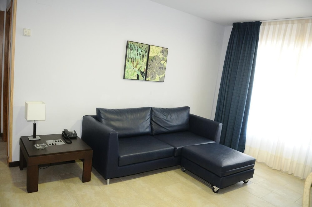 Apartamentos Noray 8/12