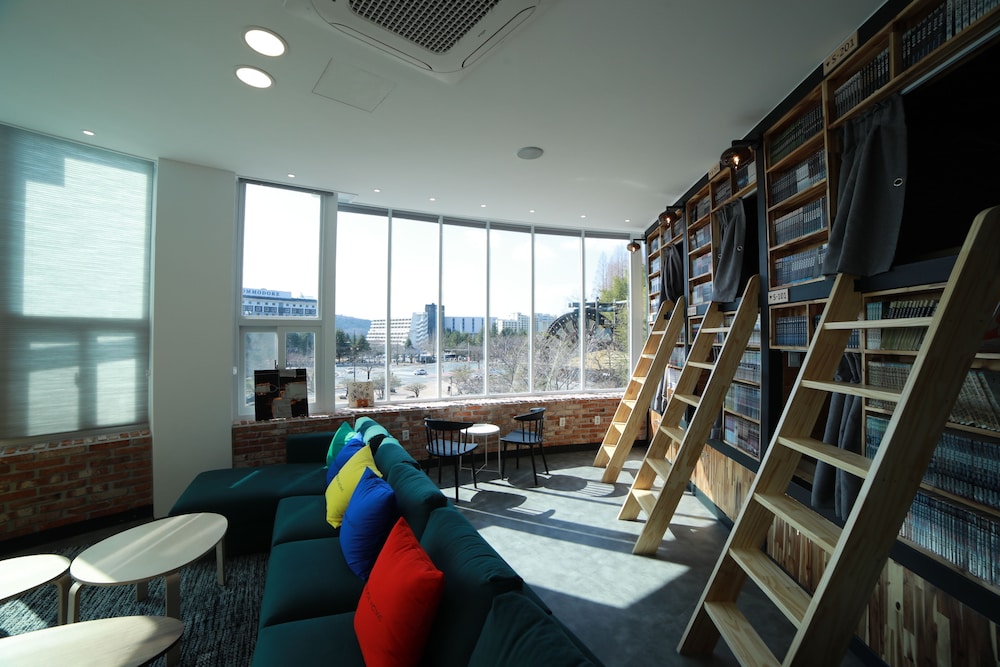Book Home Gyeongju 50/60