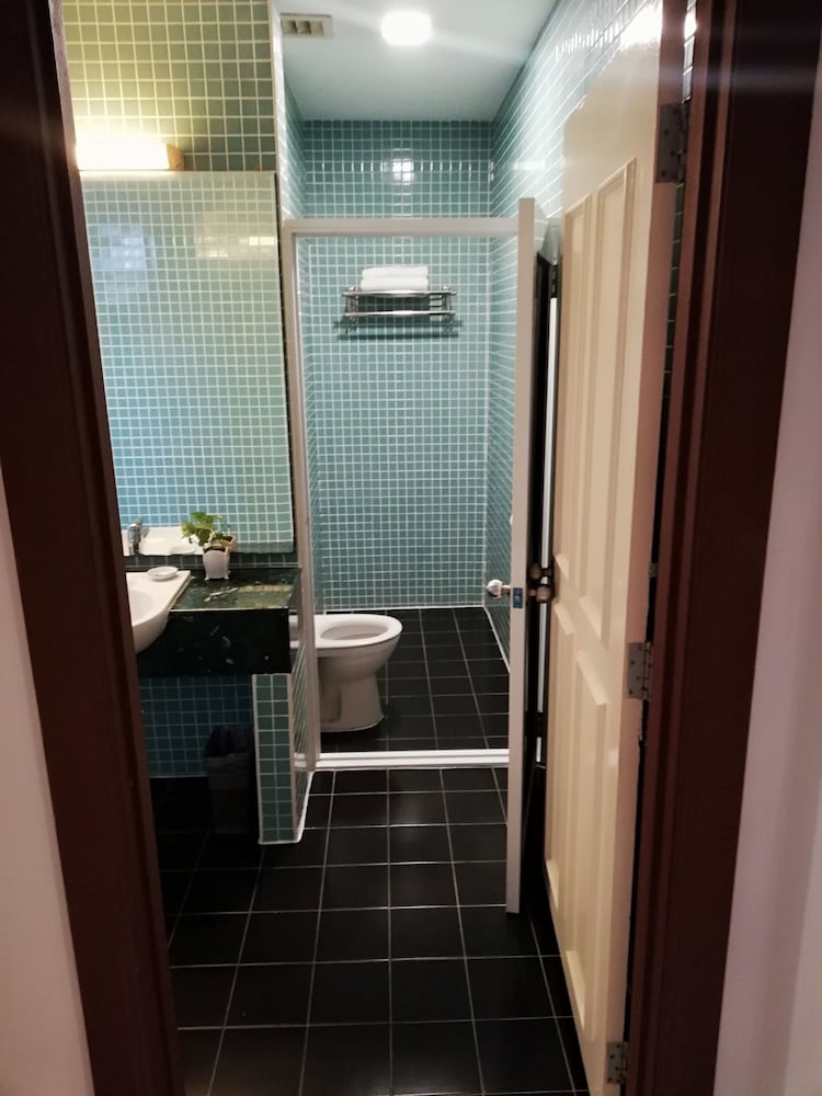 Holiday Place Kuala Lumpur 39/42