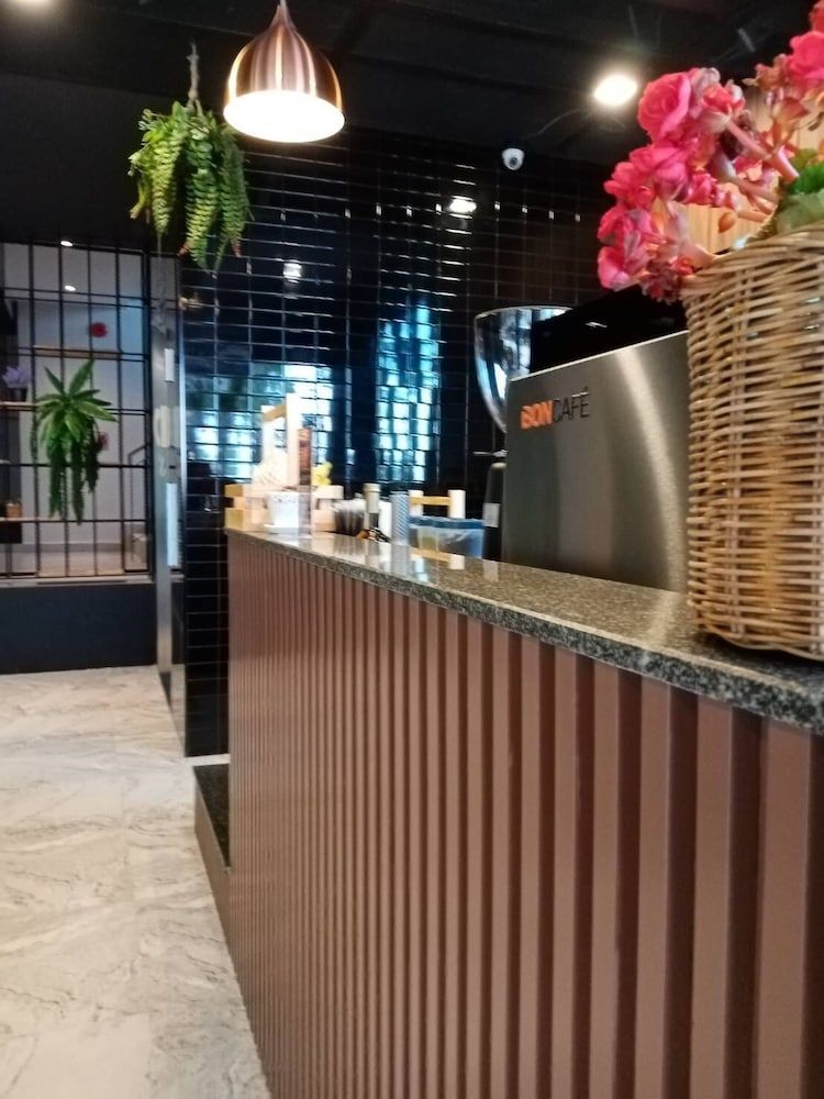 Aonang Dugong Sha Extra Plus 6/50