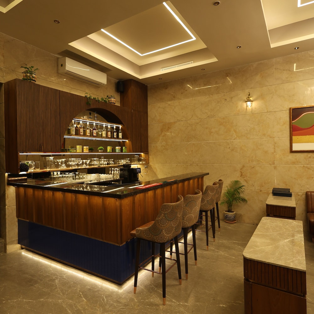 Hotel Rock Regency 45/55