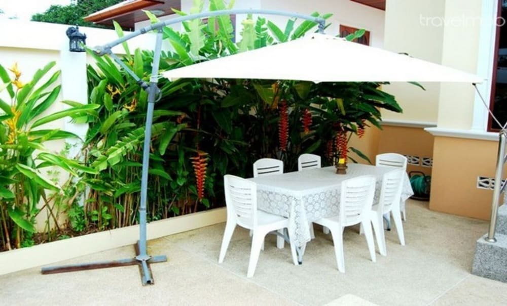 Majestic Villas Phuket 8/50