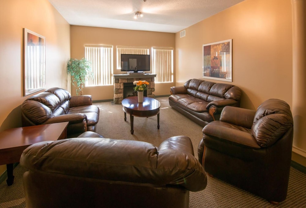 PODOLLAN REZ-IDENCE FORT MCMURRAY 18/50