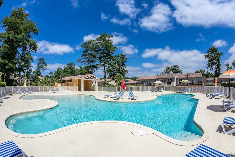 Vacanceole - Le Golf d Albret 42/57