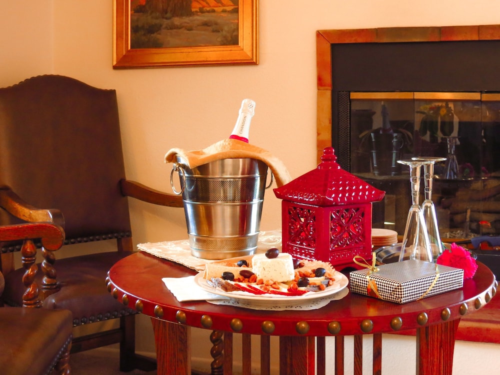 Topanga Canyon Inn Bed and Breakfast 15/49