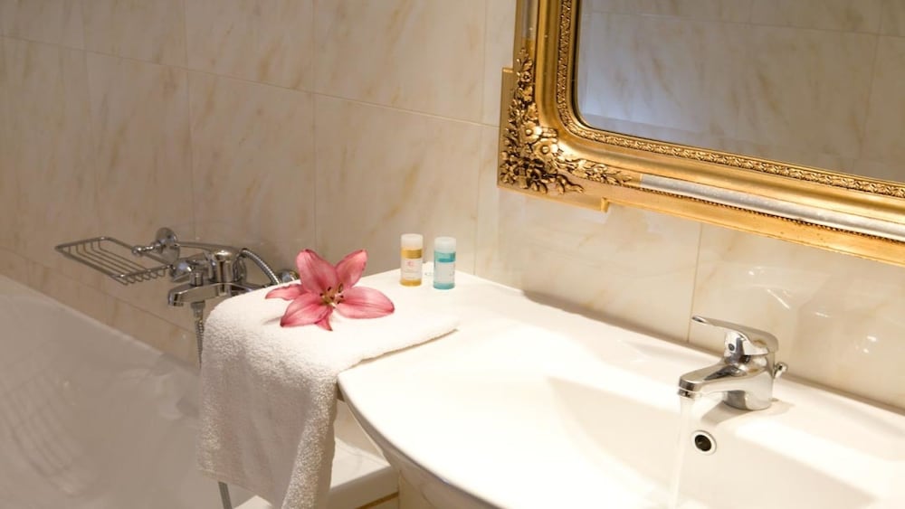 Royal Nidri Hotel & Apartments 15/15