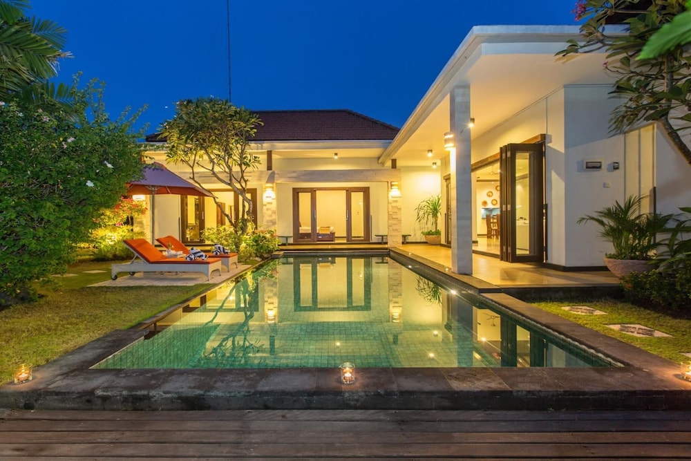 Villa Katara 23/27