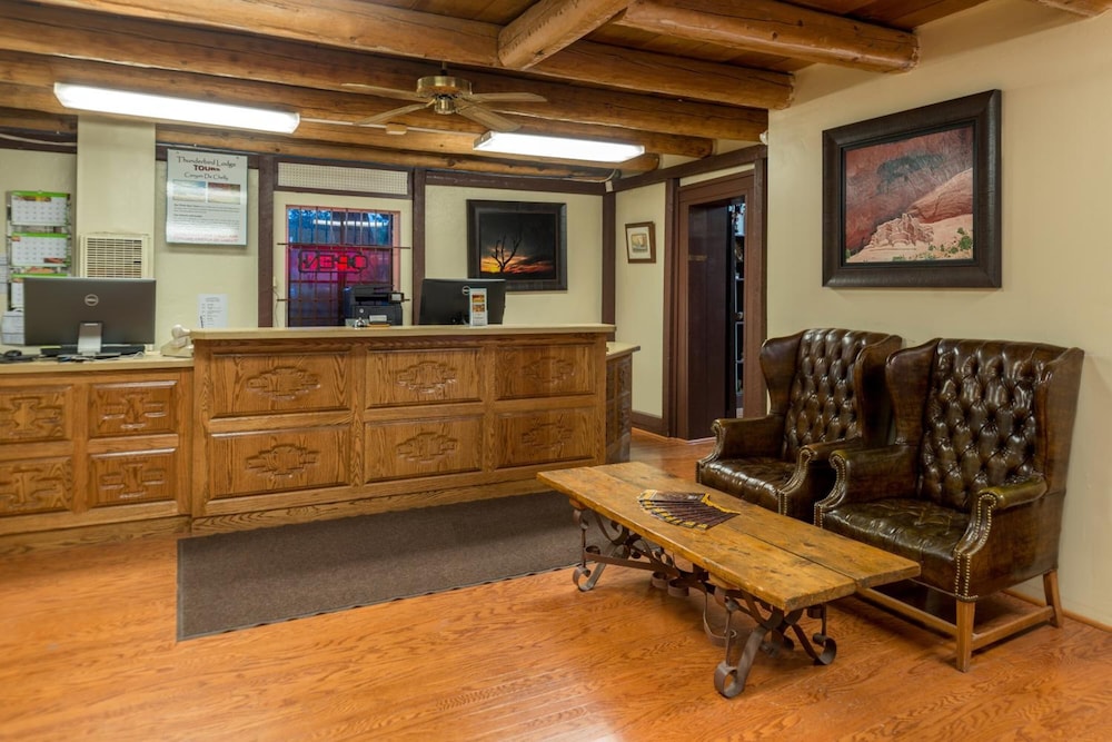 Thunderbird Lodge 4/48
