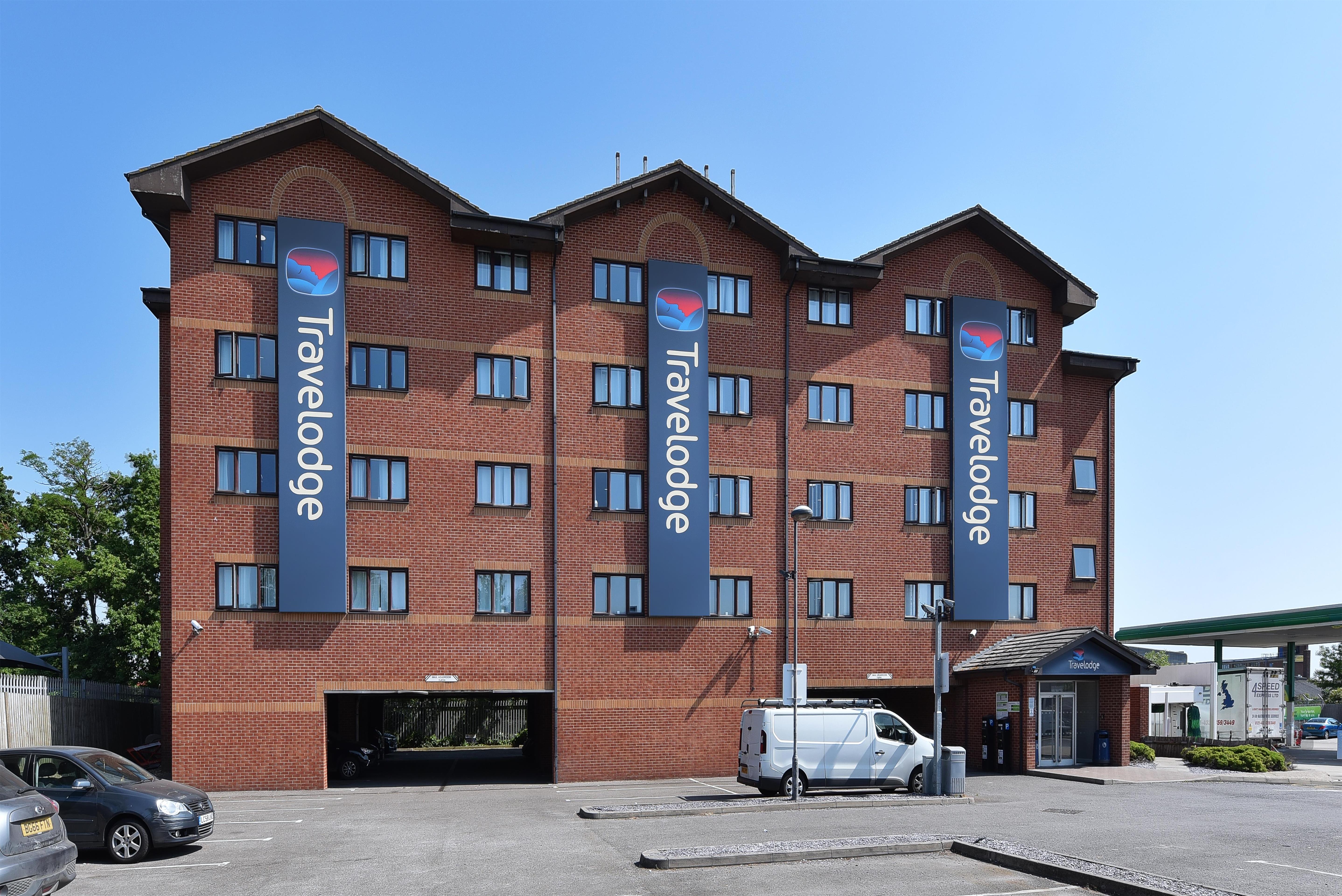 Travelodge London Park Royal 19/23