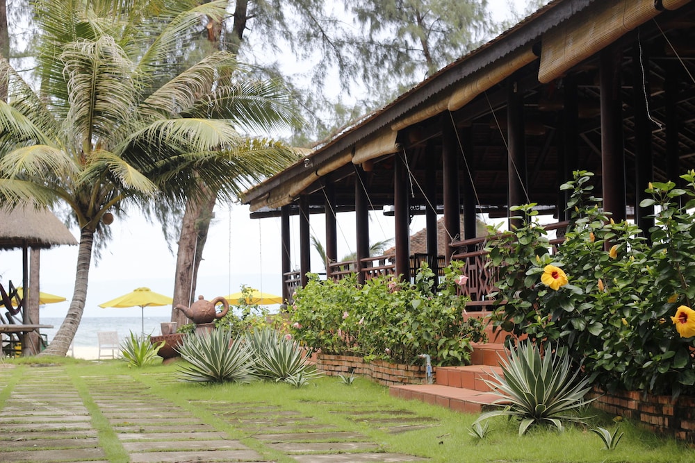 Gold Coast Phu Quoc Resort 6/68