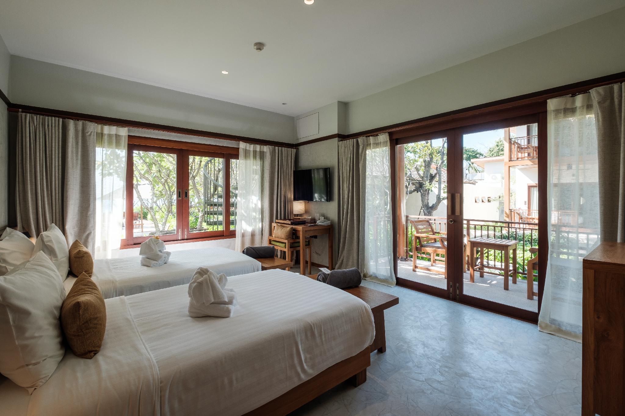 2 Bedrooms, Villa, Double and Twin Beds, Sea View, Rooftop Deck