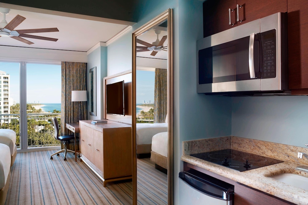 استوديو بسرير كينج بإطلالة على البحر، The Ritz Carlton Key Biscayne 9/10