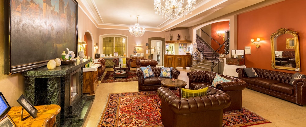 Hotel Goldener Hirsch 32/50