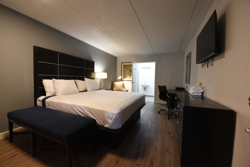 FairBridge Inn Express Baton Rouge 13/26