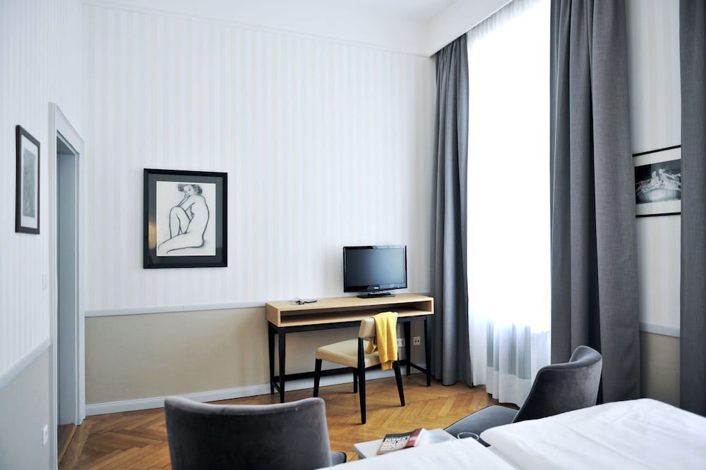 Hotel Karntnerhof 57/61