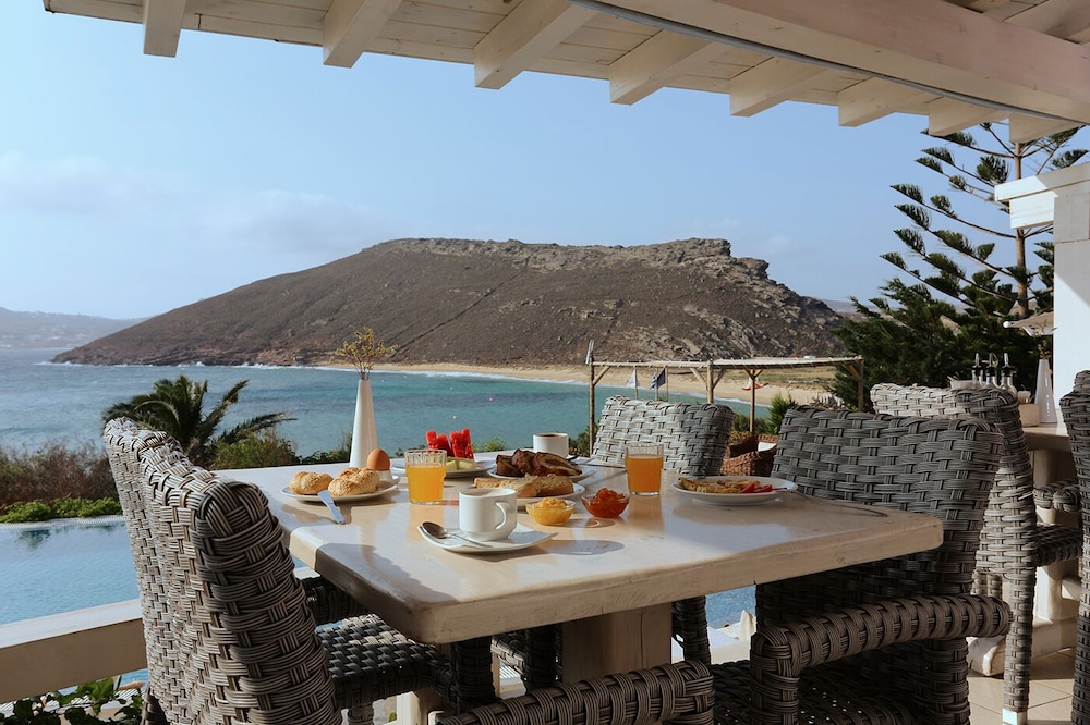 Albatros Club Mykonos 33/50