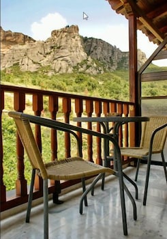 Famissi Eden Hotel 45/47