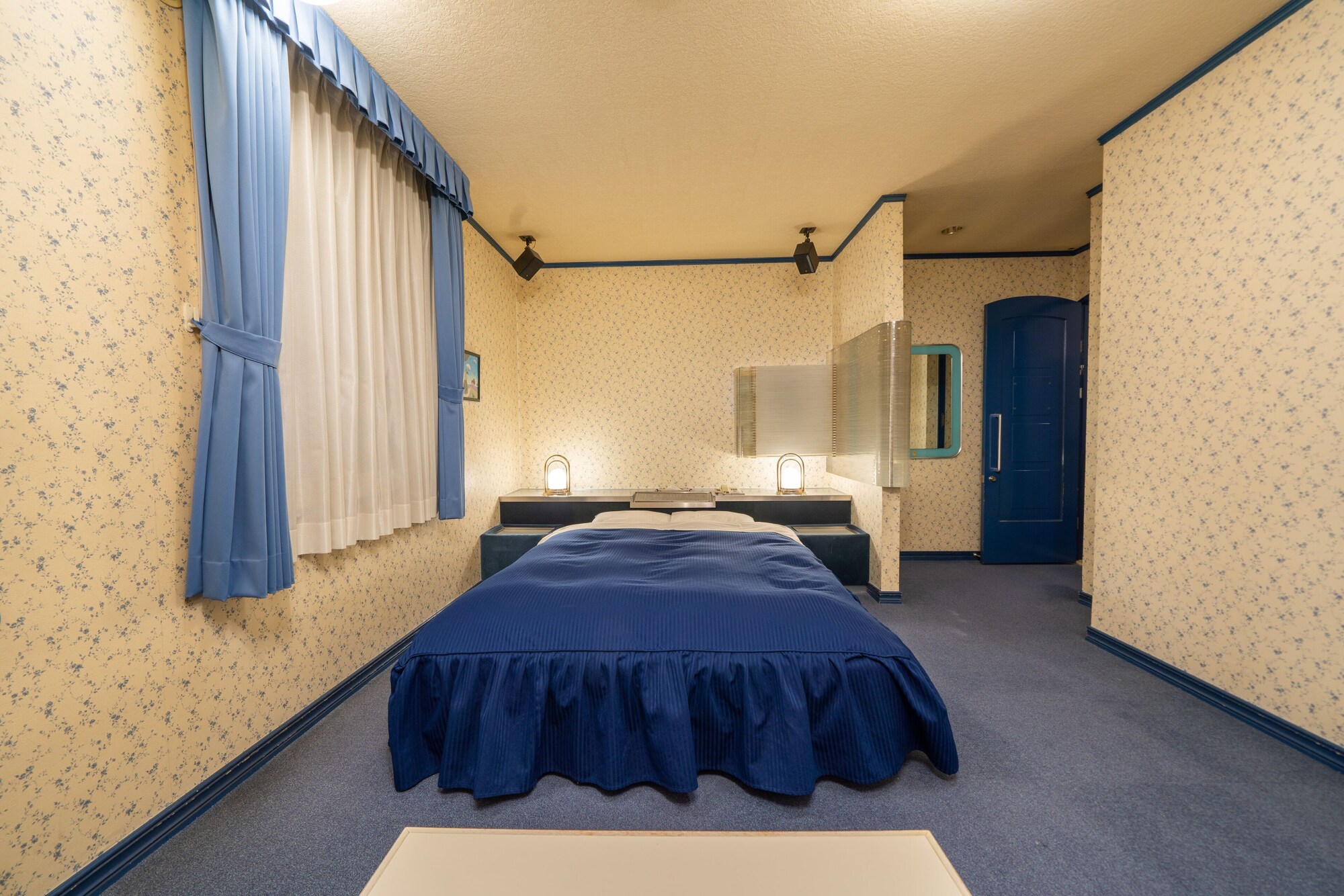 STANDARD, DOUBLE BED