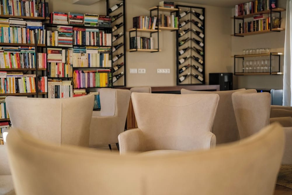 AZORES BOOK HOTEL 32/46