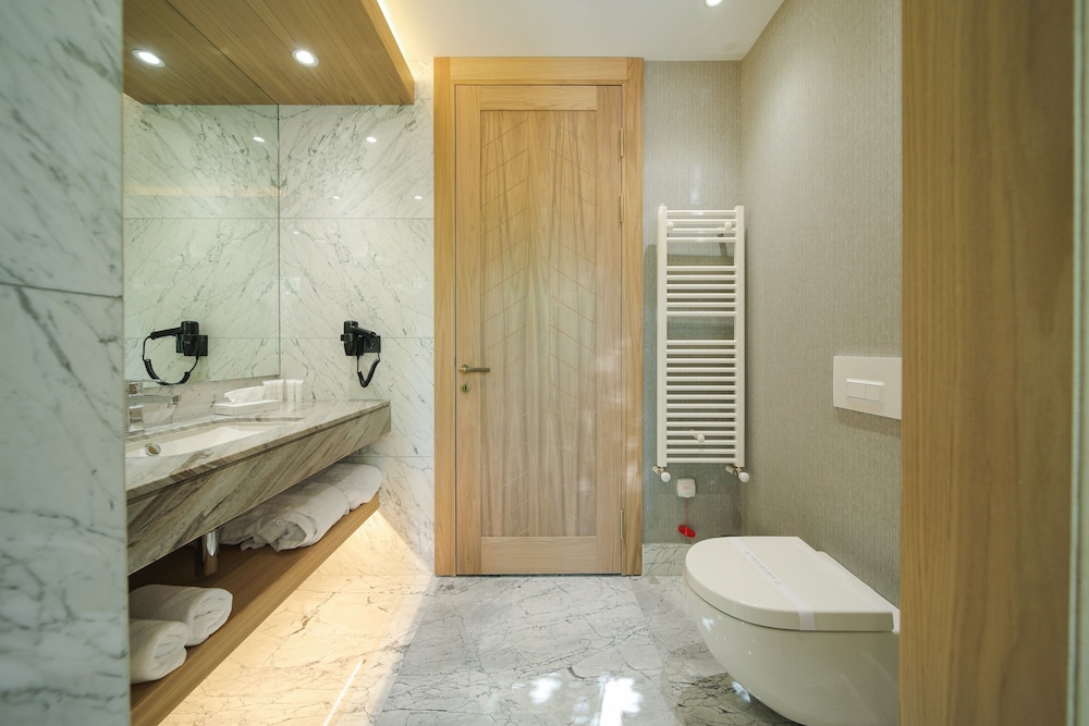 JUNIOR SUITE, DOUBLE BED, SEA VIEW, SOFA