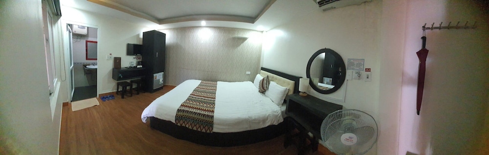 Phuong Nam Mountain View Hotel 16/35