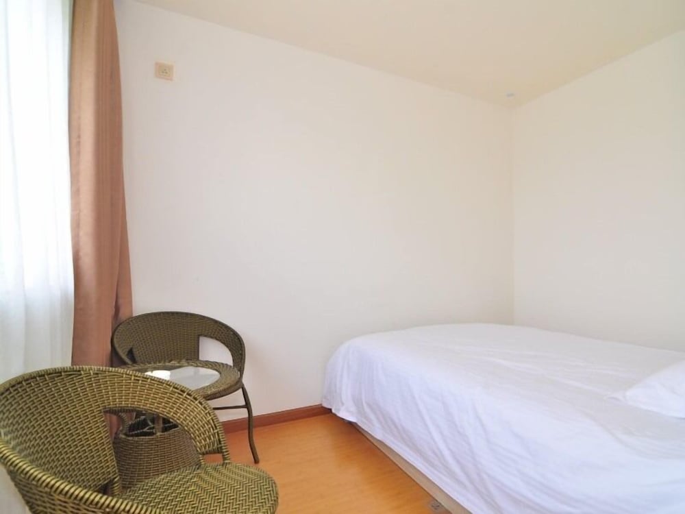 GREENTREE INN NINGBO SOUTH RAILWAY STATION EXPRESS HOTEL 15/27