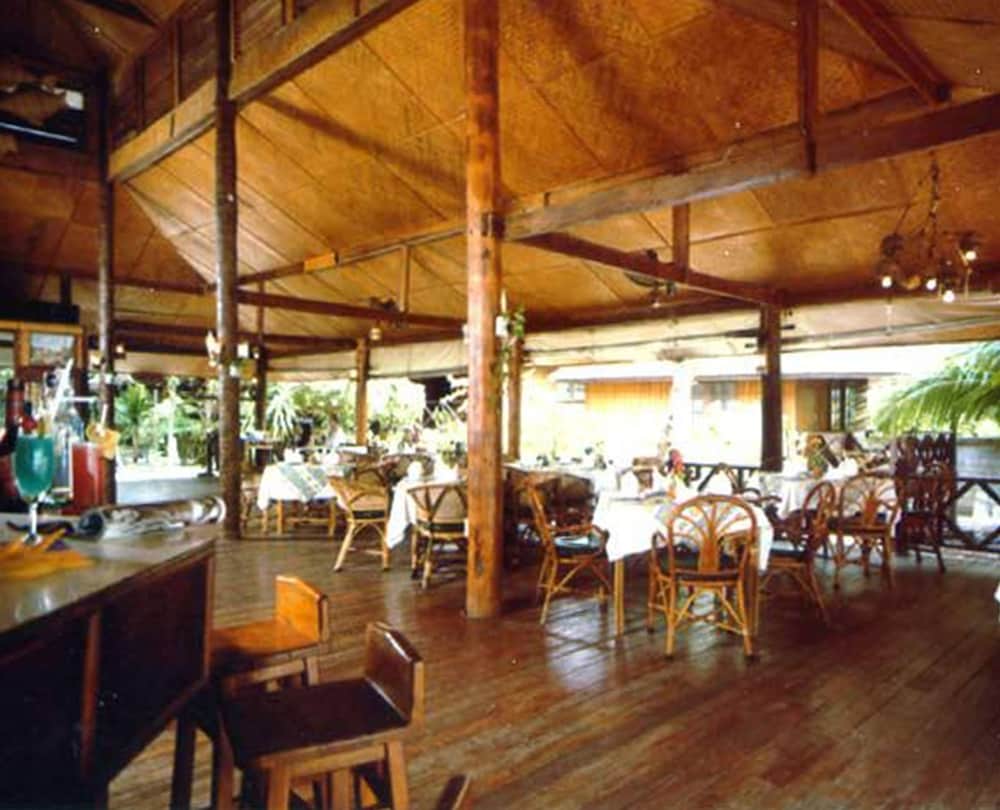 Utopia Resort 37/62