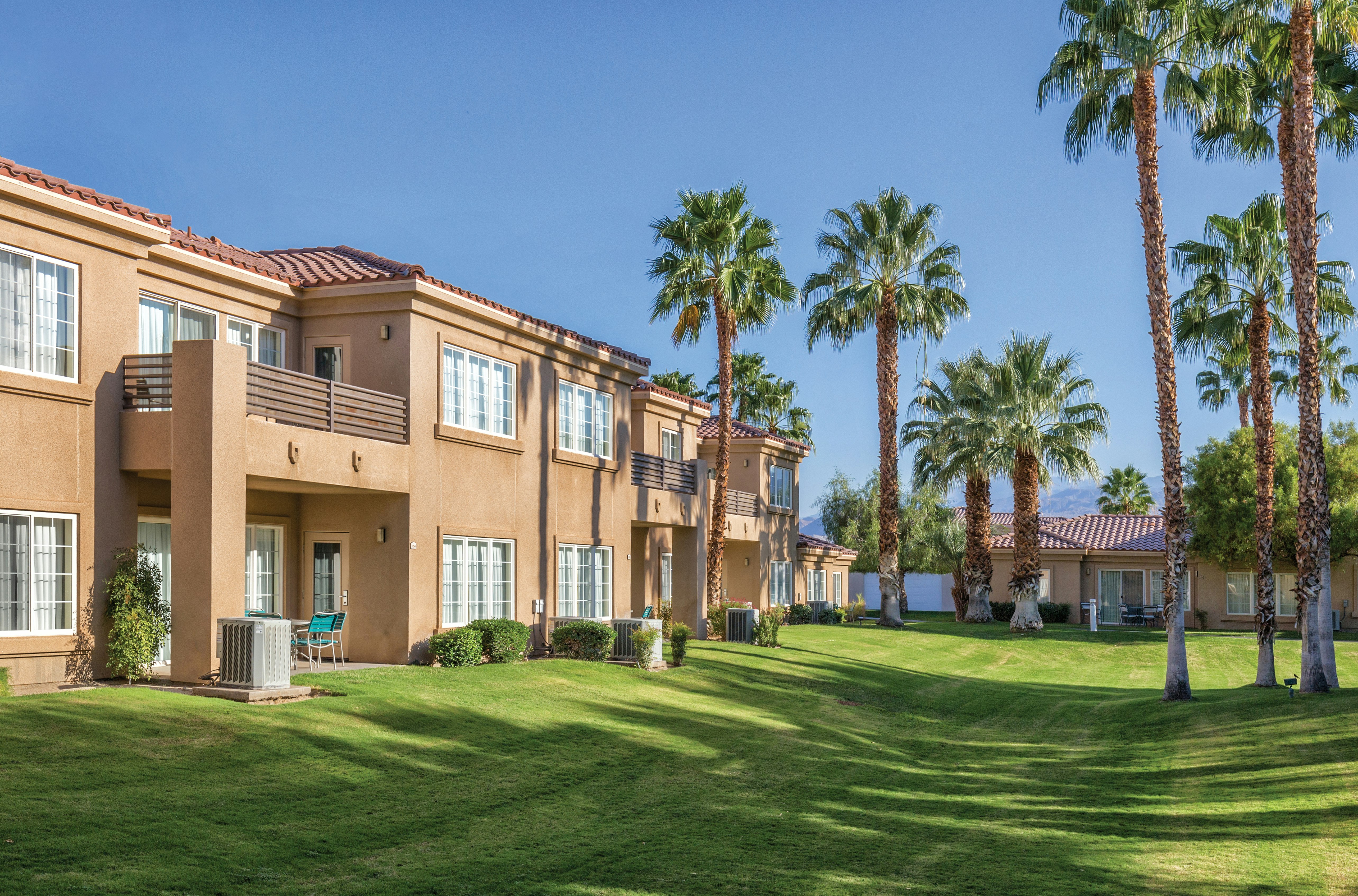 WorldMark Cathedral City 40/48