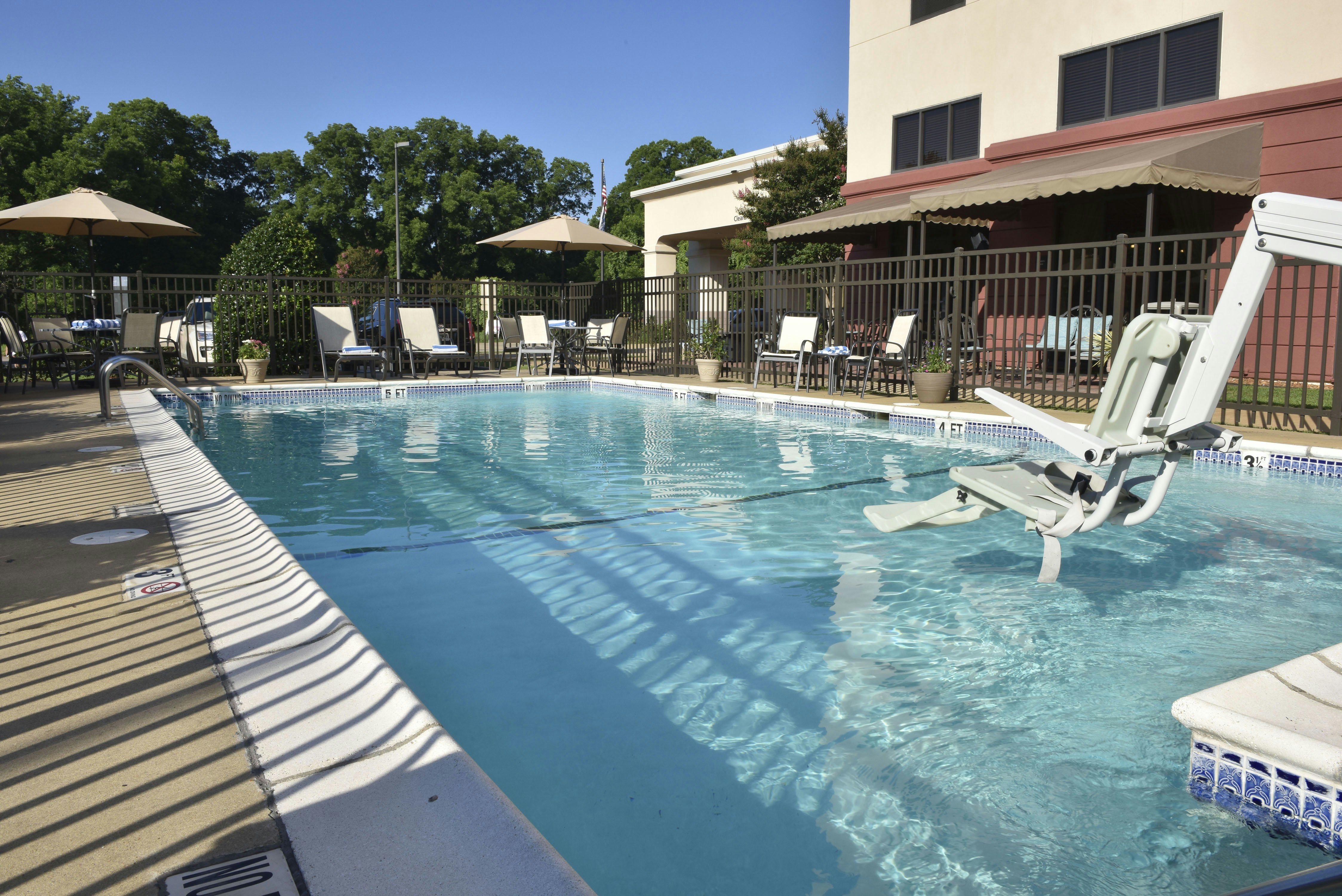 Hampton Inn & Suites Alexandria LA 45/47