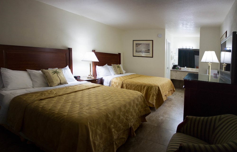 At Home Inn 11/51
