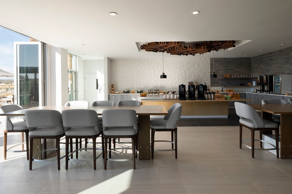 TownePlace Suites by Marriott Barstow 19/29