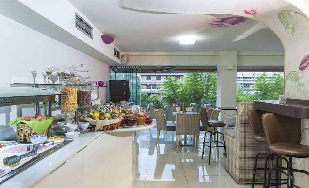 Leto Hotel 33/40