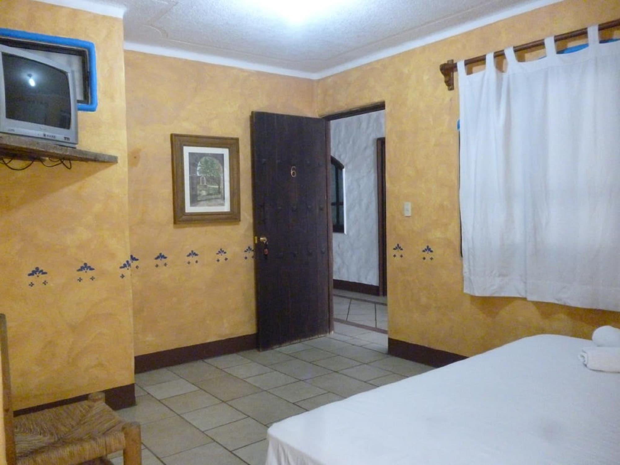 Casa Vieja 12/20