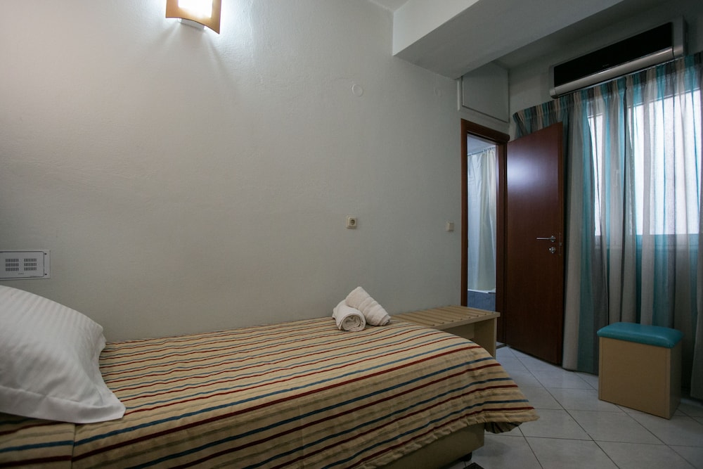 Life Hotel 34/61