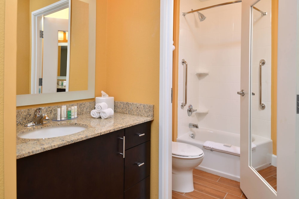 TownePlace Suites Detroit Commerce 10/40