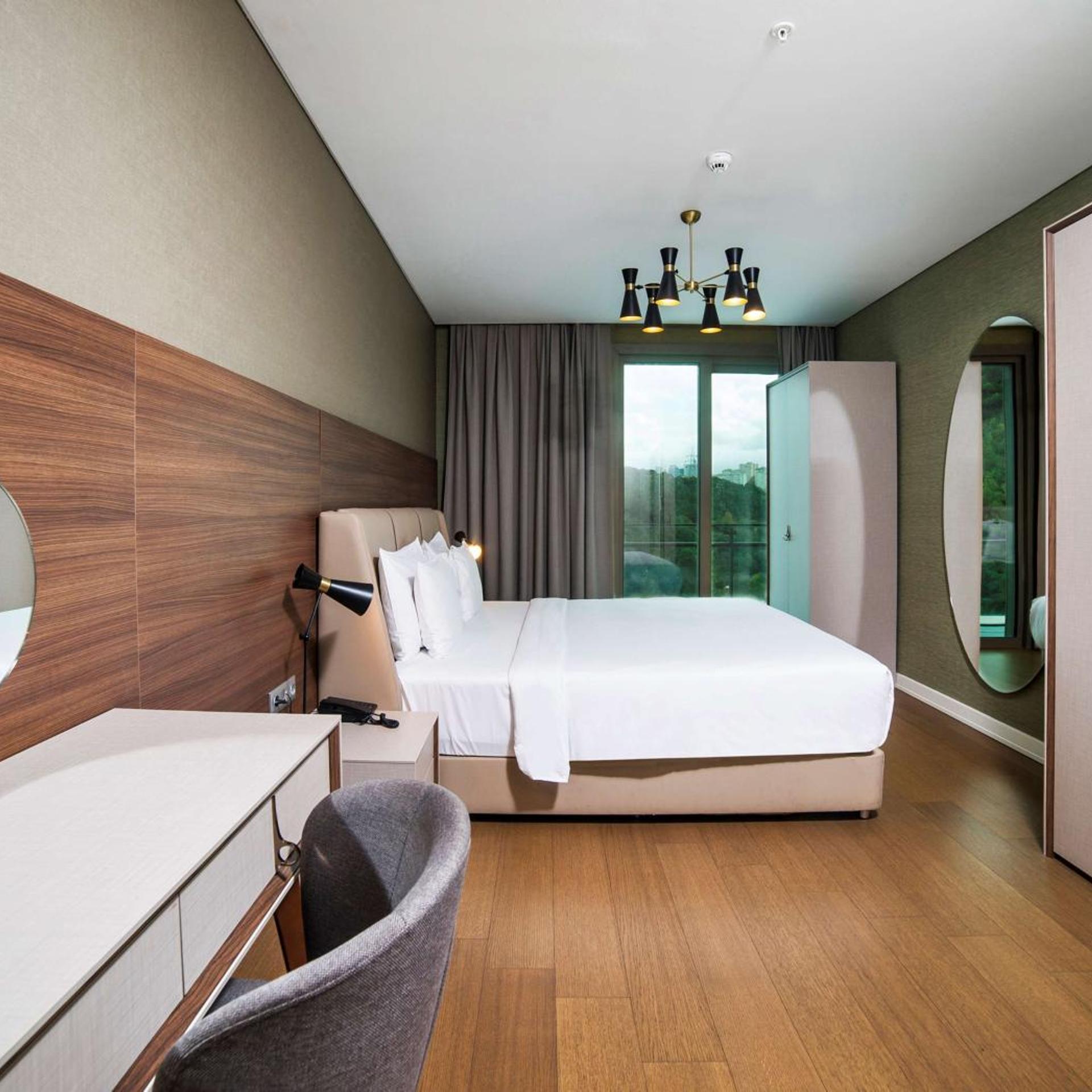غرفة بريميوم عائلية بـ4 غرف نوم، Radisson Residences Vadistanbul 4/9