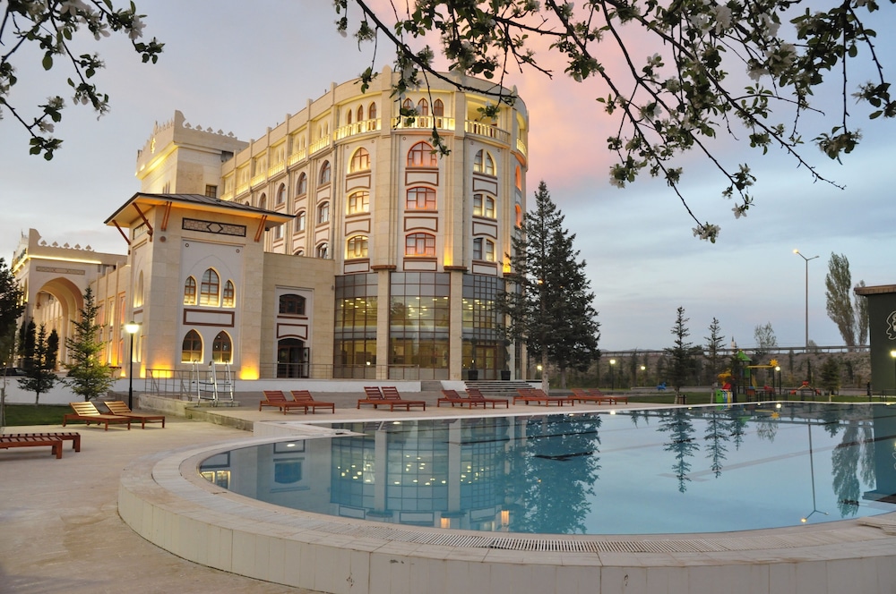Connect Thermal Hotel 4/50