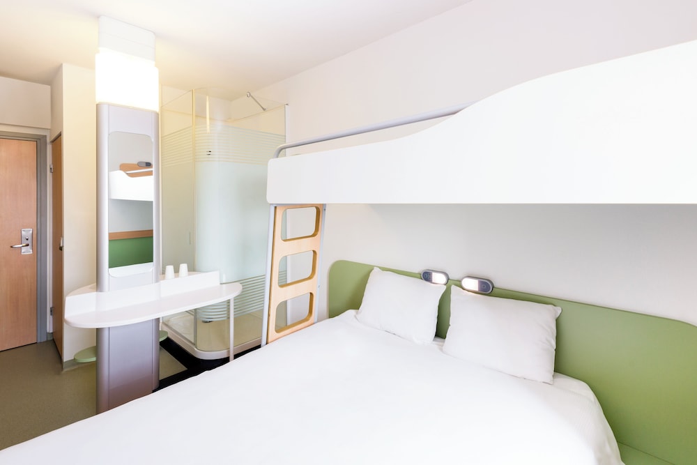STANDARD, MULTIPLE BEDS