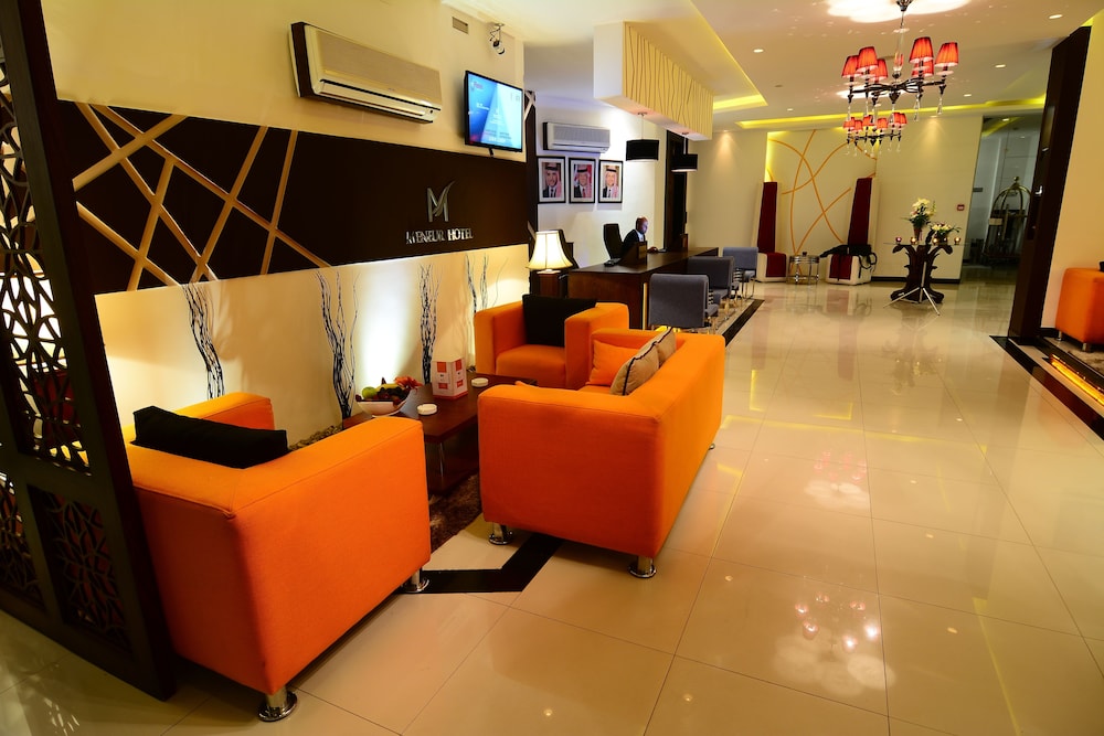 Meneur Hotel 18/29