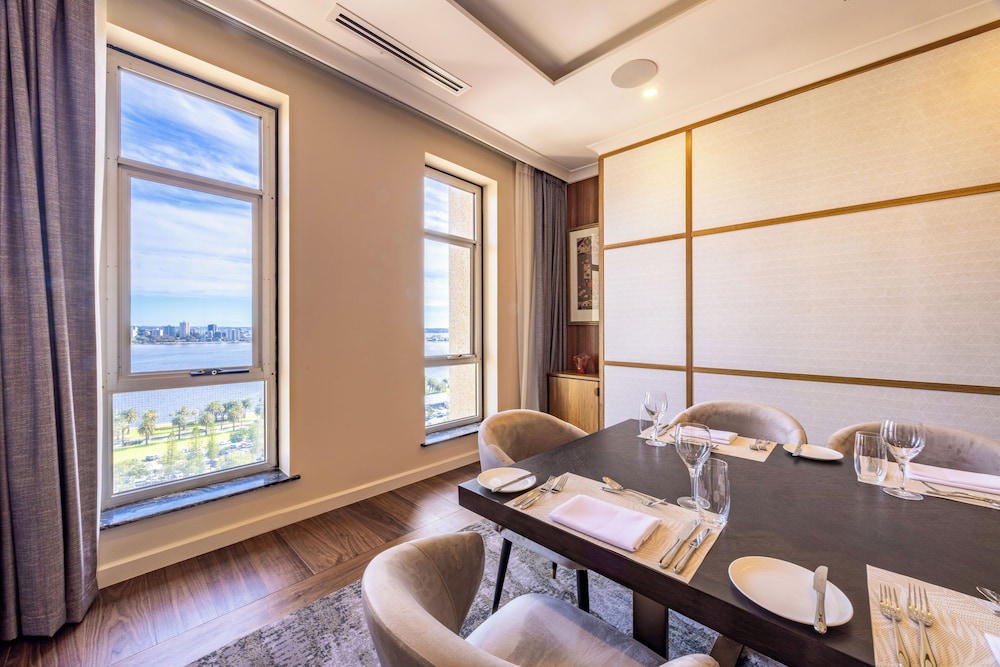 جناح بسرير كينج، Duxton Hotel 3/8