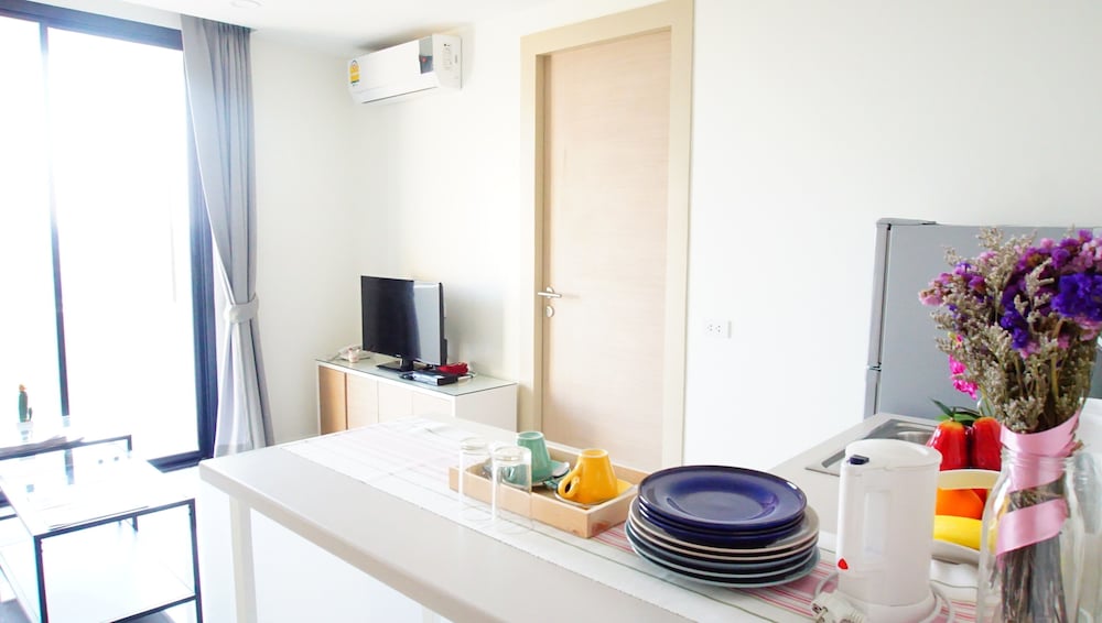 185 Residence 50/50